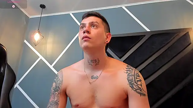 Yeiko Romero  online show from January 14, 11:27 pm