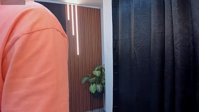 Yeiko Romero  online show from March 7, 5:28 pm