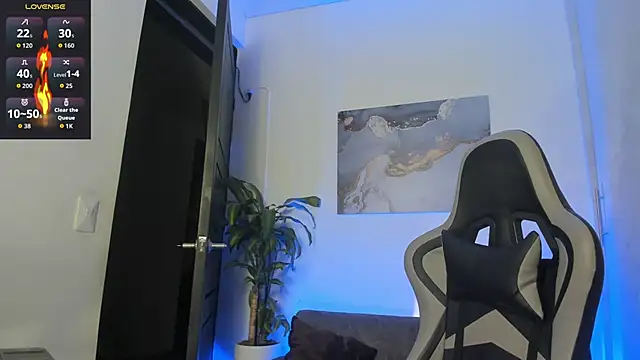 Yeiko Romero  online show from October 21, 12:00 am