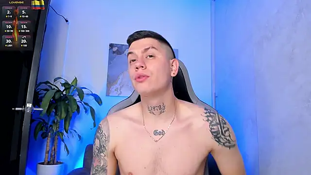 Snapshot of Yeiko_Romero_ chatting on February 18, 5:20 pm Yeiko Romero online show from February 18, 5:20 pm