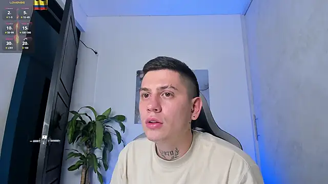 Snapshot of Yeiko_Romero_ chatting on February 20, 10:10 pm Yeiko Romero online show from February 20, 10:10 pm