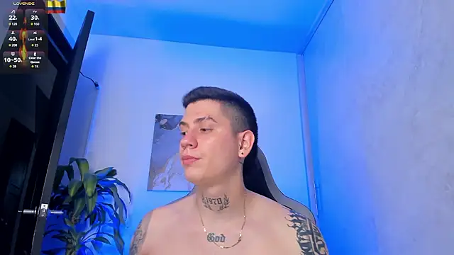 Snapshot of Yeiko_Romero_ chatting on February 23, 5:32 pm Yeiko Romero online show from February 23, 5:32 pm