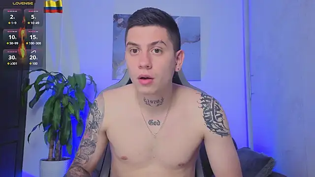 Snapshot of Yeiko_Romero_ chatting on March 13, 4:57 pm Yeiko Romero online show from March 13, 4:57 pm