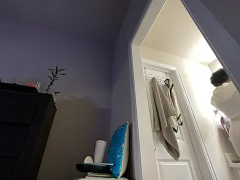 wynterheat online show from November 10, 6:18 pm