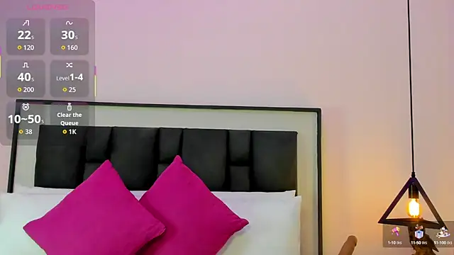 Snapshot of Ayla_martinez chatting on October 7, 2:09 am Ayla martinez online show from October 7, 2:09 am