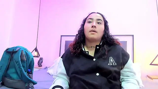 Snapshot of Ayla_martinez chatting on November 2, 2:14 am Ayla martinez online show from November 2, 2:14 am