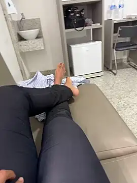 Palomasoouzaaak online show from February 9, 3:27 pm