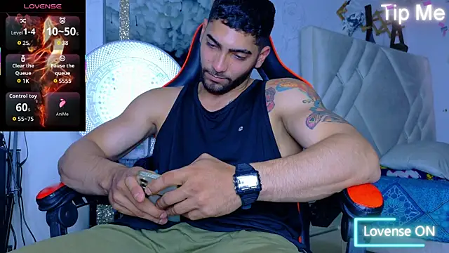 Rich boy01 online show from December 4, 5:43 pm