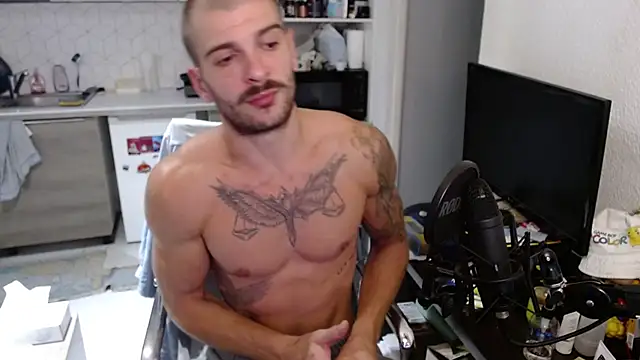 Snapshot of Greyoff chatting on September 26, 1:15 pm Greyoff online show from September 26, 1:15 pm