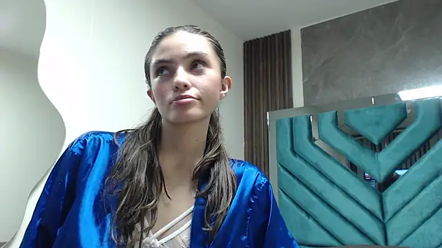 ValeryLargo online show from January 4, 6:51 pm