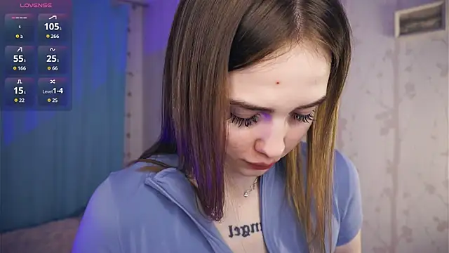 Snapshot of WiloneDimmick chatting on October 28, 8:40 am WiloneDimmick online show from October 28, 8:40 am