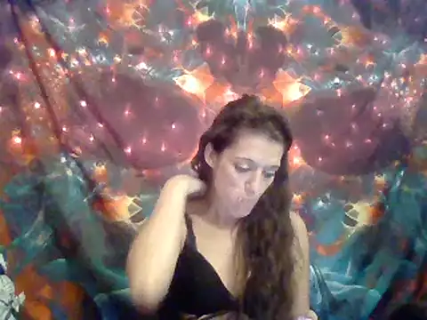 Snapshot of fantasymade69 chatting on January 6, 8:35 am fantasymade69 online show from January 6, 8:35 am