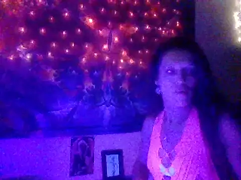 Snapshot of fantasymade69 chatting on February 16, 5:04 am fantasymade69 online show from February 16, 5:04 am