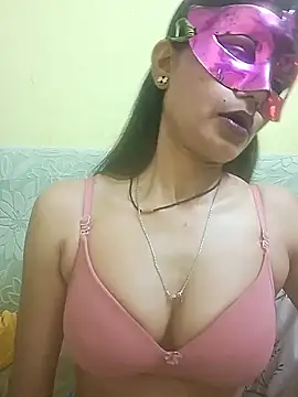 Nandinip2706 online show from March 9, 6:45 pm