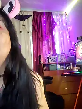 l1la Rav3n online show from October 29, 1:19 am