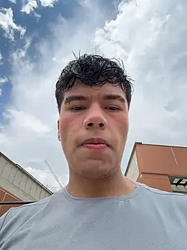 Snapshot of Logan_smith1 chatting on November 1, 5:59 pm Logan smith1 online show from November 1, 5:59 pm