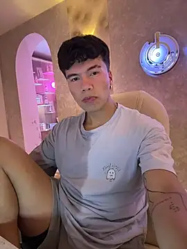 Logan smith1 online show from November 4, 4:55 am