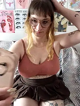 PrincesseMalicia online show from May 6, 1:27 pm
