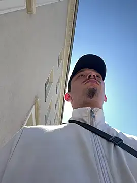 Snapshot of big_cock_is_back chatting on May 1, 10:42 am big cock is back online show from May 1, 10:42 am