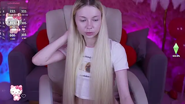 Snapshot of EviStar chatting on February 20, 8:05 am EviStar online show from February 20, 8:05 am