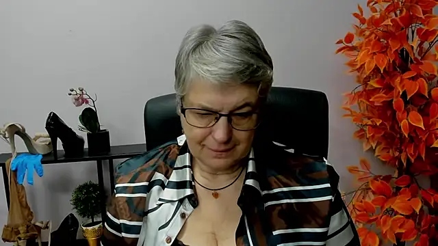 IrisDream online show from December 12, 10:56 am