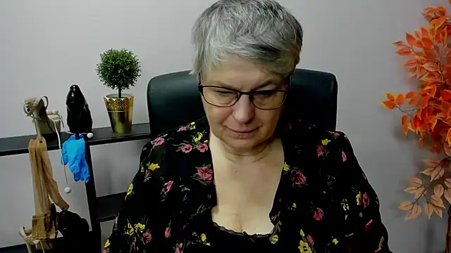 IrisDream online show from January 14, 7:38 am