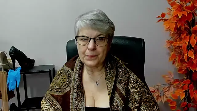 IrisDream online show from March 19, 1:51 pm