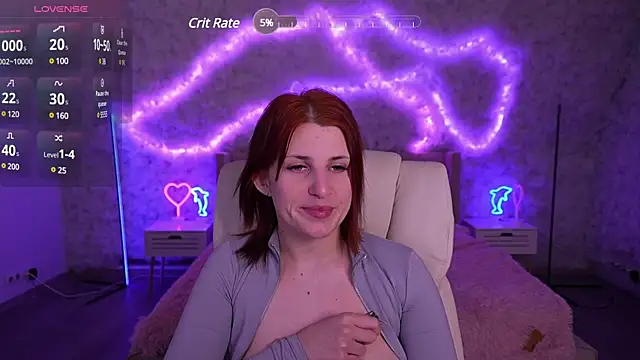 Snapshot of FoxyRayy chatting on February 27, 5:13 am FoxyRayy online show from February 27, 5:13 am