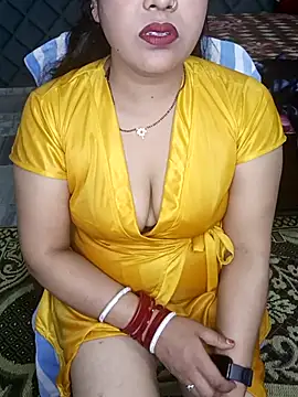 Snapshot of Cute-Raashii chatting on February 4, 9:10 pm Cute-Raashii online show from February 4, 9:10 pm
