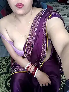 Snapshot of Cute-Raashii chatting on February 8, 9:46 pm Cute-Raashii online show from February 8, 9:46 pm