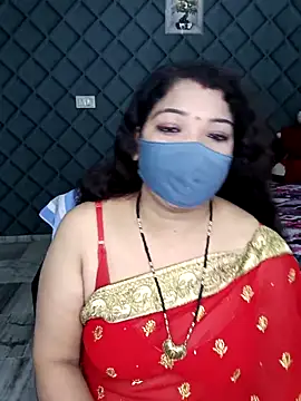 Snapshot of Cute-Raashii chatting on February 25, 6:09 pm Cute-Raashii online show from February 25, 6:09 pm