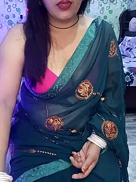 Snapshot of Cute-Raashii chatting on September 16, 12:44 am Cute-Raashii online show from September 16, 12:44 am
