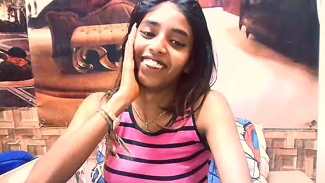 Snapshot of IndianSexySlender chatting on September 29, 5:23 am IndianSexySlender online show from September 29, 5:23 am