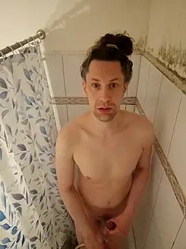 Josephine LIVE online show from April 1, 4:35 am