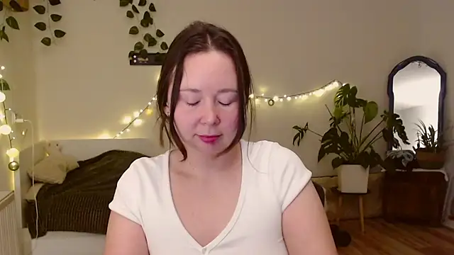 Snapshot of nextdoorbabygirl chatting on October 12, 7:24 pm nextdoorbabygirl online show from October 12, 7:24 pm
