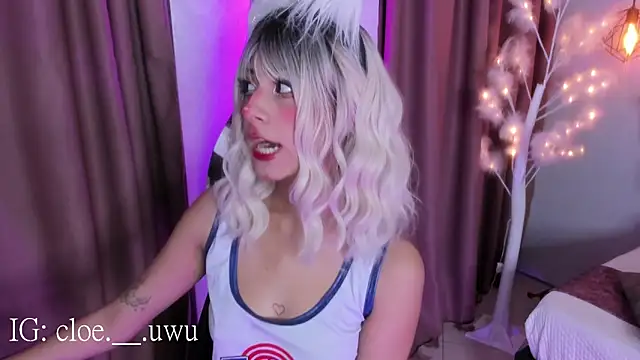 cloe  palmer online show from February 25, 12:37 pm