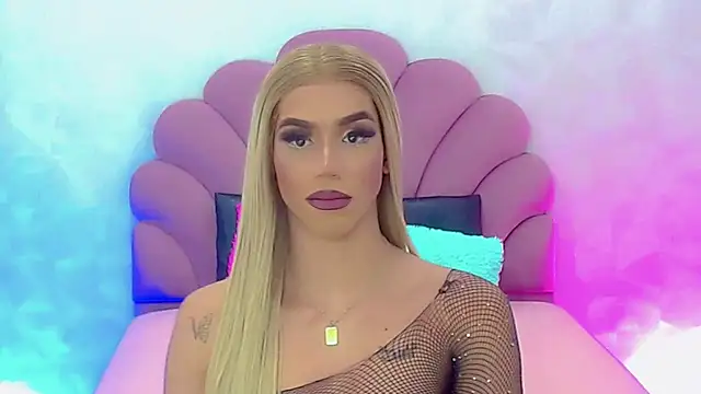 briana sex32 online show from December 19, 6:34 am