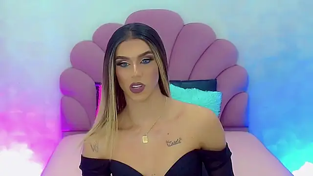 briana sex32 online show from January 1, 7:09 am