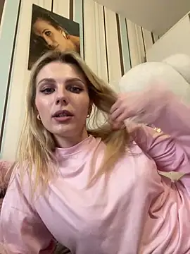 Snapshot of Liya_my chatting on February 15, 12:47 pm Liya my online show from February 15, 12:47 pm