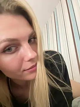 Snapshot of Liya_my chatting on June 17, 7:59 pm Liya my online show from June 17, 7:59 pm
