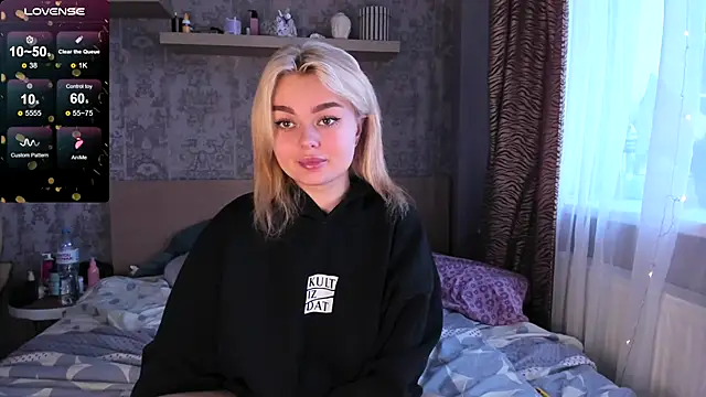 purebeautie13 online show from January 27, 12:16 pm