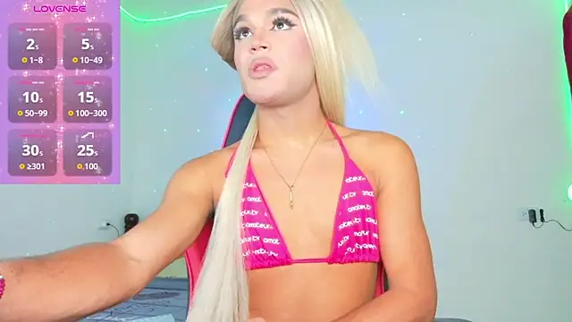 Snapshot of AllisonsweetZ chatting on October 18, 8:09 pm AllisonsweetZ online show from October 18, 8:09 pm