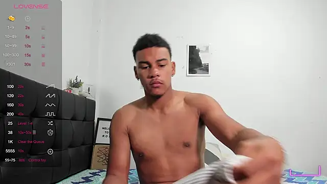 RoddyRich11 online show from November 21, 11:42 am