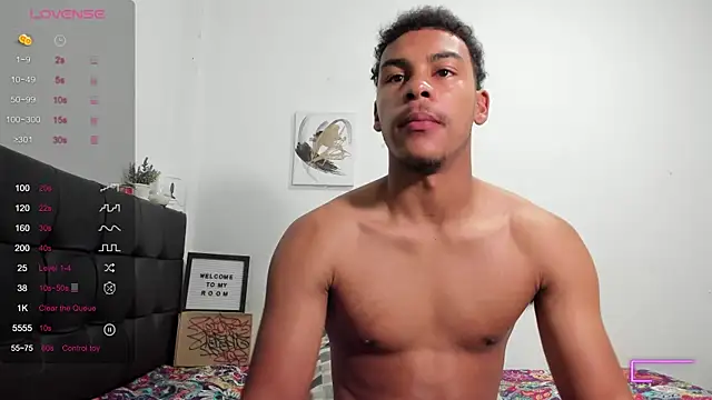 RoddyRich11 online show from December 21, 11:50 am