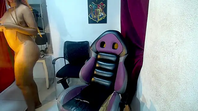 diabla sexyboobs online show from January 17, 3:44 am