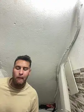 Snapshot of Cristian_099 chatting on March 20, 9:46 pm Cristian 099 online show from March 20, 9:46 pm