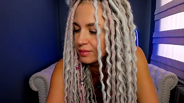 rock n roxy online show from March 19, 8:23 am