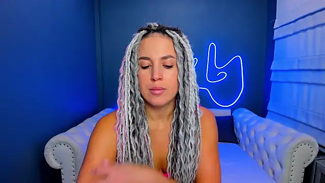 rock n roxy online show from September 19, 1:18 am