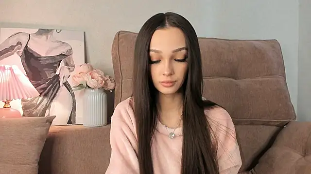 Snapshot of Jessie_meow chatting on February 22, 8:18 am Jessie meow online show from February 22, 8:18 am