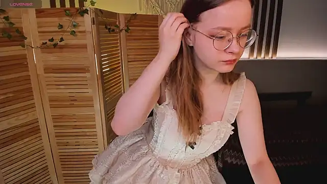 CassieCool online show from December 11, 8:50 pm